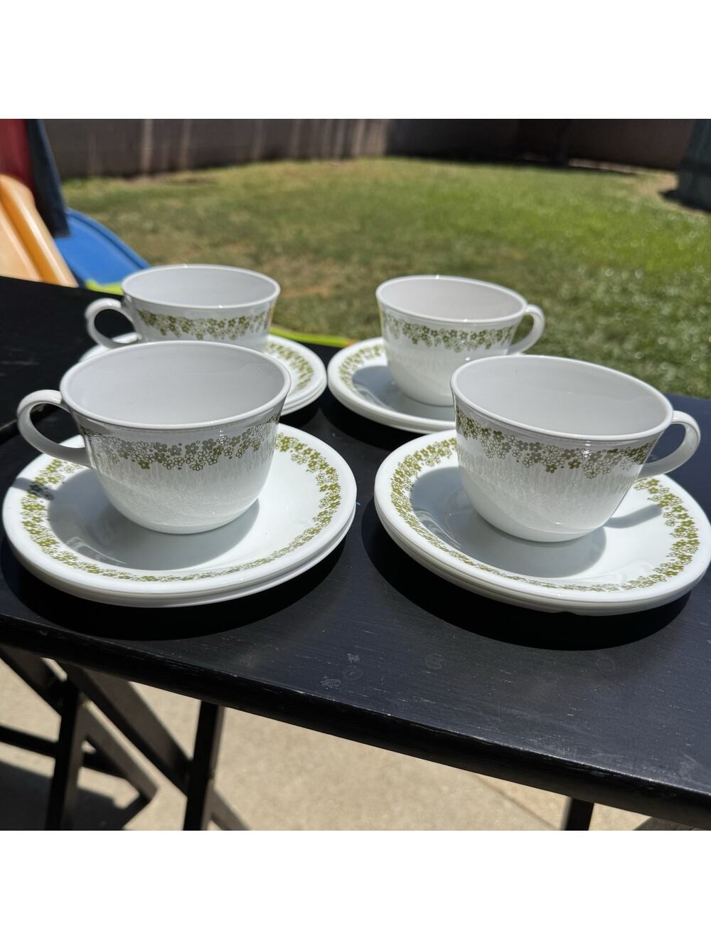 Vintage Corelle Spring Blossom Green Crazy Daisy 4 Cup 11 Saucer Corning Retired